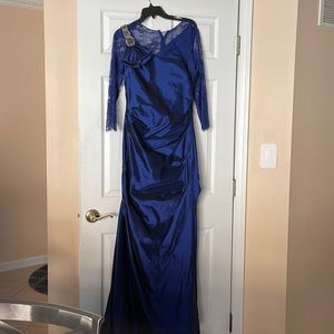 Teri Jon Gown